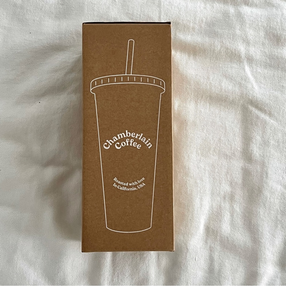 NIB Chamberlain Coffee Clear 24 oz. Tumbler